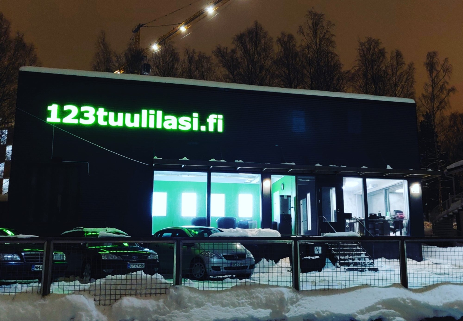 123Tuulilasi Herttoniemi