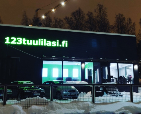 123Tuulilasi Herttoniemi